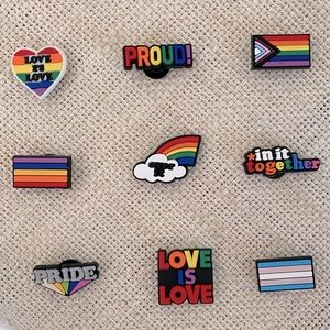 Crocs Charms PRIDE set